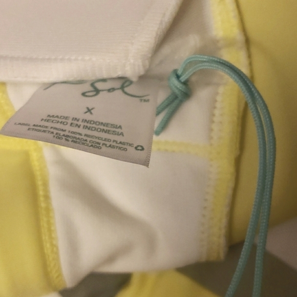 Kona Sol Triangle Bikini TOP - Yellow, White and Green Size X (14W-16W) NWOT # - Picture 5 of 6